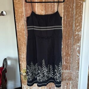 Ann Taylor black and cream embroidered sun dress size 16